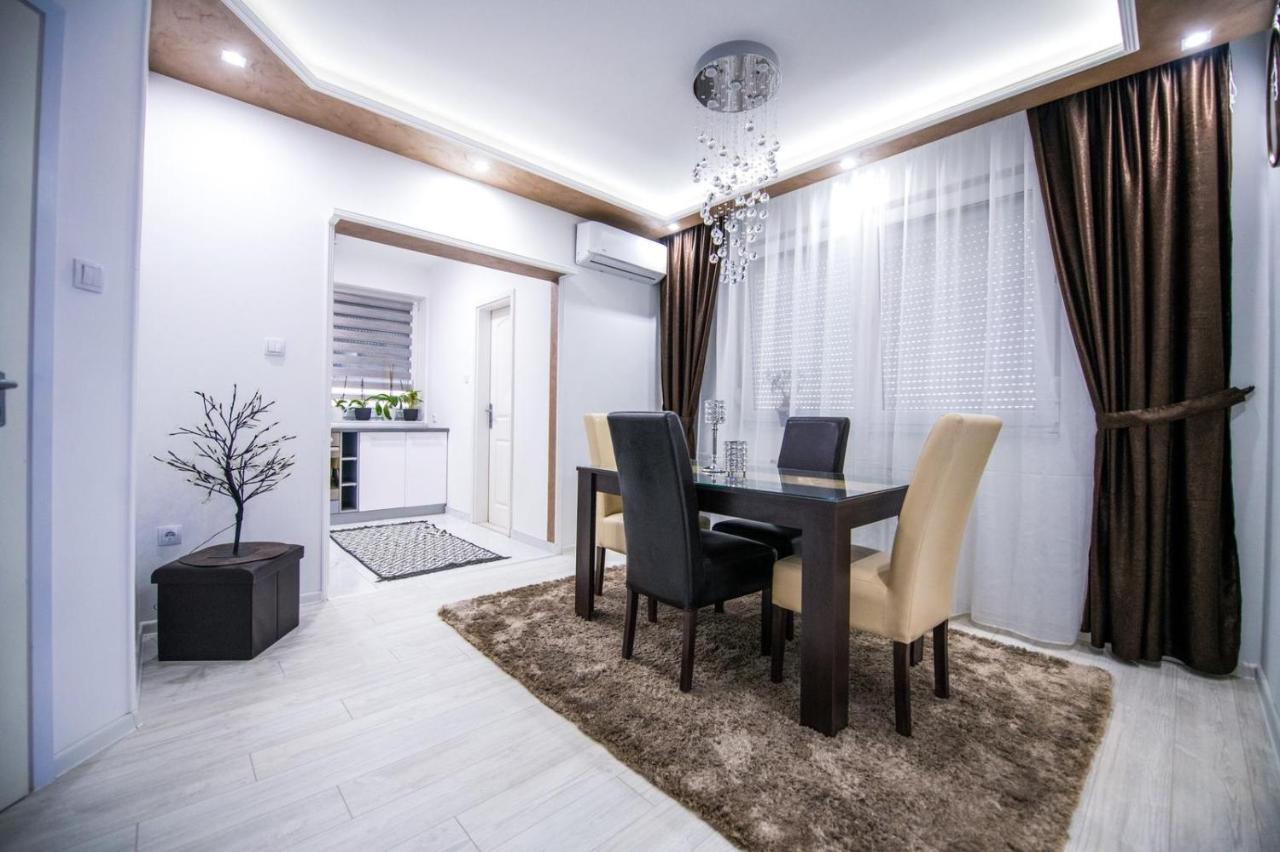 Apartman Nina II Sremska Mitrovica Exterior photo